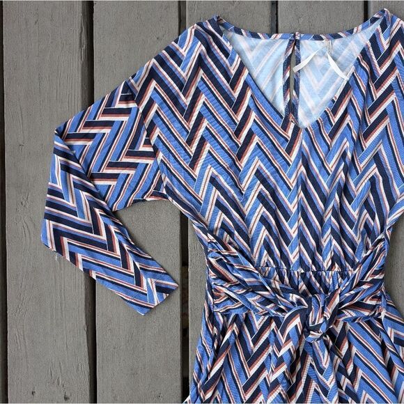 By Anthropologie Blue Chevron Breezy Jumpsuit Size XS Zig Zag Print, Jersey Knit - Picture 2 of 7
